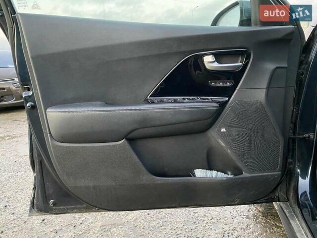 Синий Киа Niro, объемом двигателя 0 л и пробегом 78 тыс. км за 19890 $, фото 9 на Automoto.ua