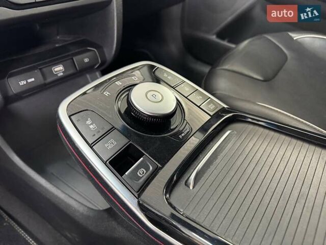 Синий Киа Niro, объемом двигателя 0 л и пробегом 74 тыс. км за 17799 $, фото 15 на Automoto.ua