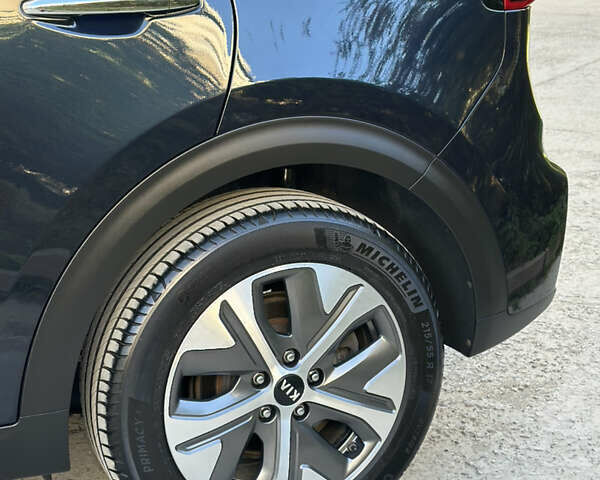 Киа Niro 2019 в Ивано-Франковске на Automoto.ua Синий Киа Niro, объемом двигателя 0 л и пробегом 155 тыс. км за 18650 $, фото 101 на Automoto.ua