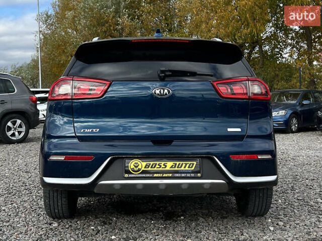 Синий Киа Niro, объемом двигателя 1.58 л и пробегом 91 тыс. км за 17650 $, фото 4 на Automoto.ua