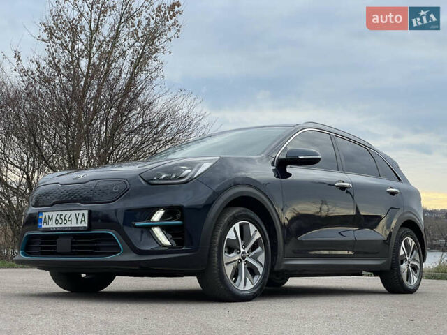 Синій Кіа Niro, об'ємом двигуна 0 л та пробігом 130 тис. км за 18455 $, фото 2 на Automoto.ua