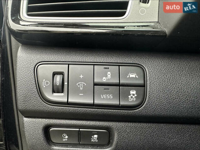 Синій Кіа Niro, об'ємом двигуна 0 л та пробігом 83 тис. км за 18700 $, фото 25 на Automoto.ua