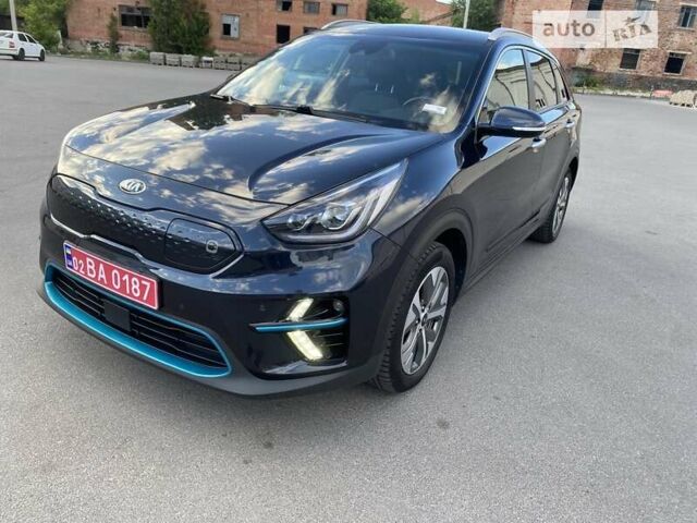 Синій Кіа Niro, об'ємом двигуна 0 л та пробігом 100 тис. км за 20600 $, фото 24 на Automoto.ua