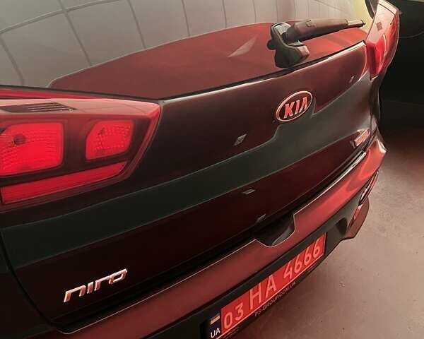 Синий Киа Niro, объемом двигателя 0 л и пробегом 137 тыс. км за 16500 $, фото 10 на Automoto.ua