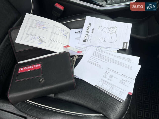 Синій Кіа Niro, об'ємом двигуна 0 л та пробігом 107 тис. км за 19200 $, фото 36 на Automoto.ua