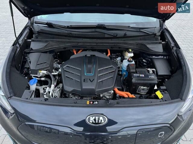 Синий Киа Niro, объемом двигателя 0 л и пробегом 95 тыс. км за 20500 $, фото 32 на Automoto.ua