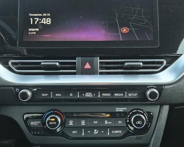 Синий Киа Niro, объемом двигателя 0 л и пробегом 143 тыс. км за 18999 $, фото 47 на Automoto.ua