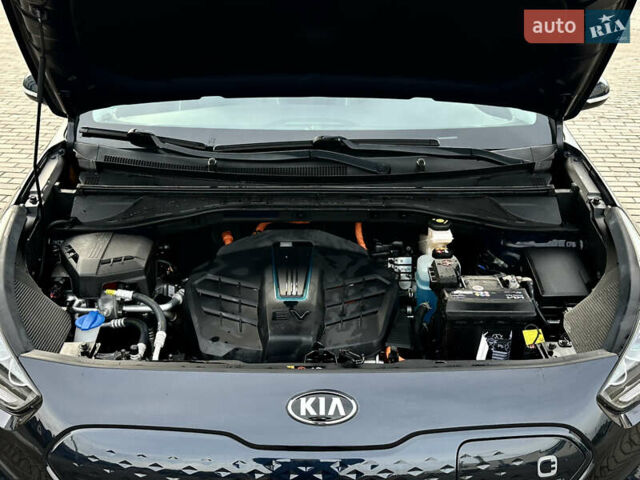 Синій Кіа Niro, об'ємом двигуна 0 л та пробігом 130 тис. км за 18990 $, фото 21 на Automoto.ua