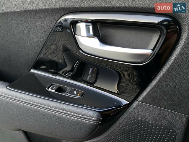 Синій Кіа Niro, об'ємом двигуна 0 л та пробігом 106 тис. км за 21900 $, фото 87 на Automoto.ua