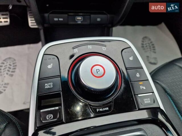Синий Киа Niro, объемом двигателя 0 л и пробегом 173 тыс. км за 17700 $, фото 36 на Automoto.ua