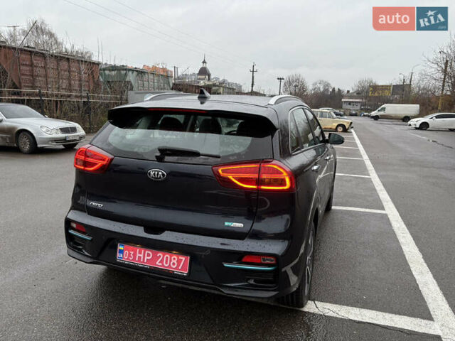 Синий Киа Niro, объемом двигателя 0 л и пробегом 125 тыс. км за 19600 $, фото 16 на Automoto.ua