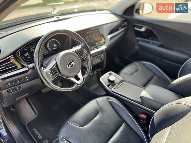 Синий Киа Niro, объемом двигателя 0 л и пробегом 129 тыс. км за 19062 $, фото 6 на Automoto.ua
