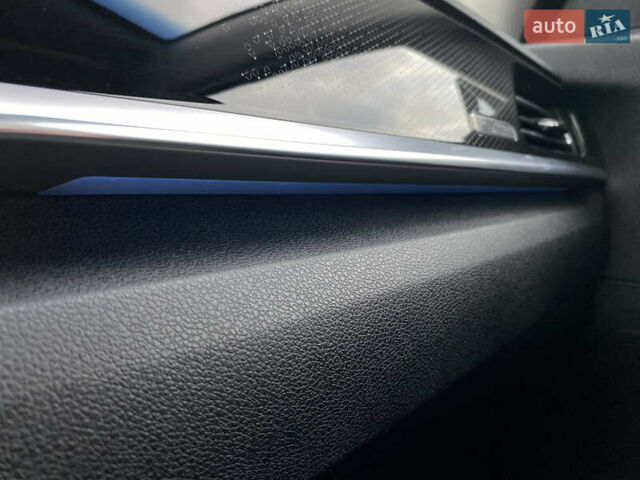 Синій Кіа Niro, об'ємом двигуна 0 л та пробігом 138 тис. км за 21200 $, фото 68 на Automoto.ua