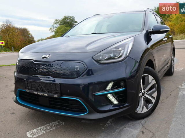 Киа Niro 2020 в Дрогобыче на Automoto.ua Синий Киа Niro, объемом двигателя 0 л и пробегом 81 тыс. км за 19550 $, фото 3 на Automoto.ua