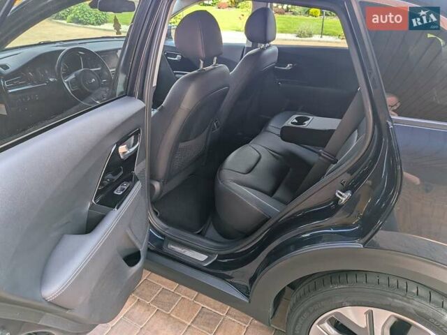 Киа Niro 2020 в Луцке на Automoto.ua Синий Киа Niro, объемом двигателя 0 л и пробегом 157 тыс. км за 19700 $, фото 37 на Automoto.ua