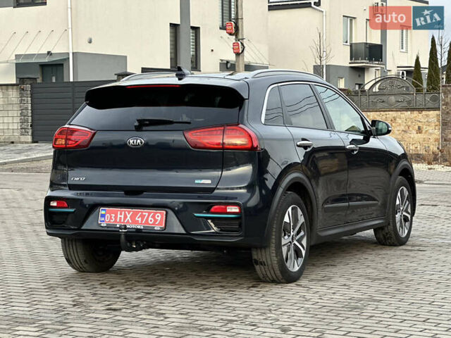 Синій Кіа Niro, об'ємом двигуна 0 л та пробігом 130 тис. км за 18990 $, фото 9 на Automoto.ua