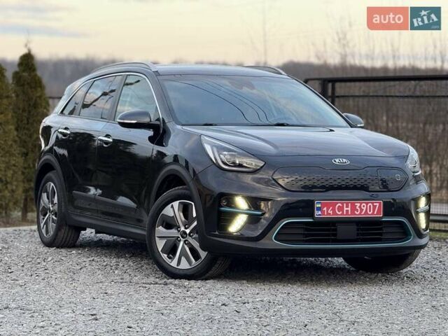 Синій Кіа Niro, об'ємом двигуна 0 л та пробігом 81 тис. км за 19350 $, фото 4 на Automoto.ua