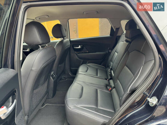 Синий Киа Niro, объемом двигателя 0 л и пробегом 77 тыс. км за 17700 $, фото 14 на Automoto.ua