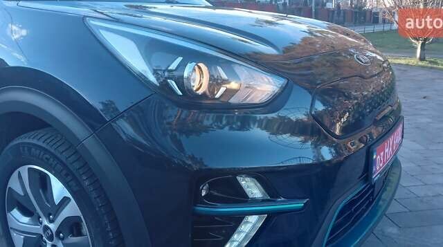 Синій Кіа Niro, об'ємом двигуна 0 л та пробігом 66 тис. км за 21490 $, фото 63 на Automoto.ua