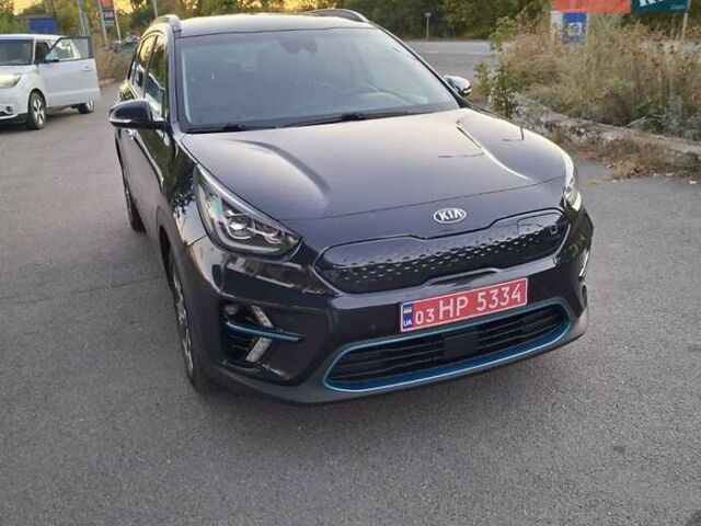 Синій Кіа Niro, об'ємом двигуна 0 л та пробігом 105 тис. км за 21193 $, фото 5 на Automoto.ua
