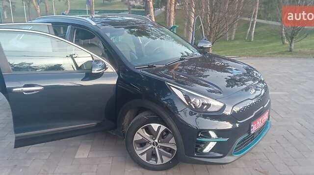 Синій Кіа Niro, об'ємом двигуна 0 л та пробігом 66 тис. км за 21490 $, фото 21 на Automoto.ua