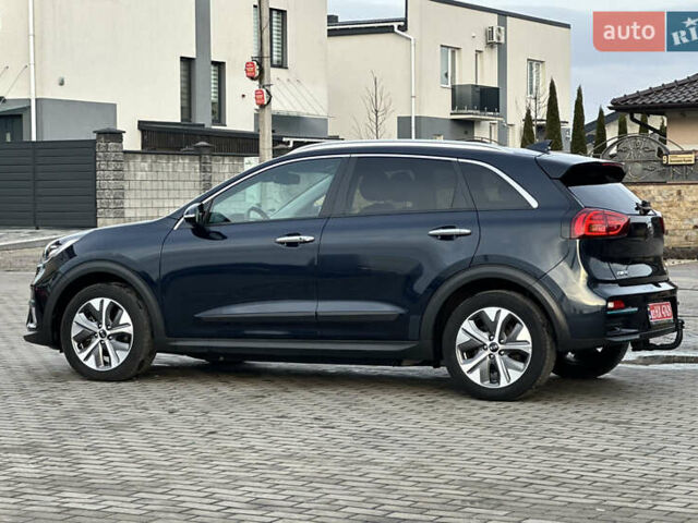 Синій Кіа Niro, об'ємом двигуна 0 л та пробігом 130 тис. км за 18990 $, фото 13 на Automoto.ua