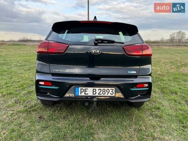 Синій Кіа Niro, об'ємом двигуна 0 л та пробігом 127 тис. км за 19166 $, фото 14 на Automoto.ua