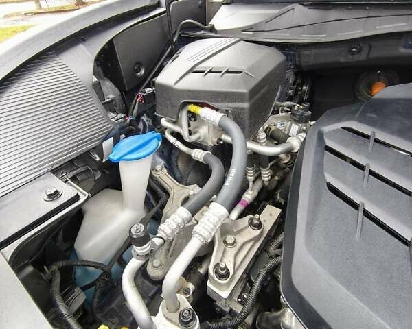 Синій Кіа Niro, об'ємом двигуна 0 л та пробігом 150 тис. км за 18000 $, фото 53 на Automoto.ua