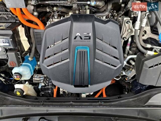 Синий Киа Niro, объемом двигателя 0 л и пробегом 146 тыс. км за 18500 $, фото 27 на Automoto.ua