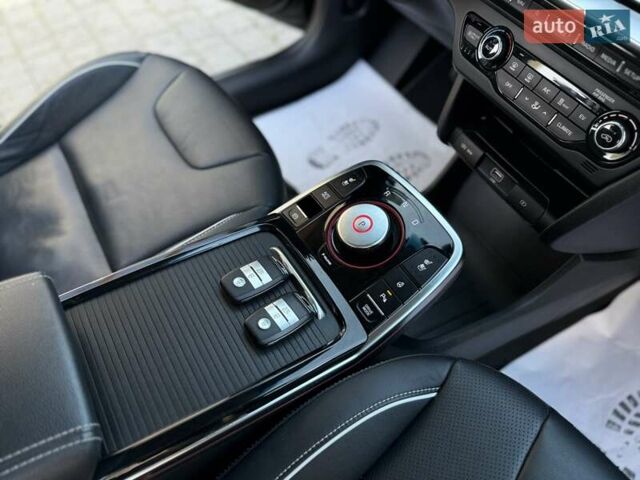 Синий Киа Niro, объемом двигателя 0 л и пробегом 78 тыс. км за 20950 $, фото 93 на Automoto.ua
