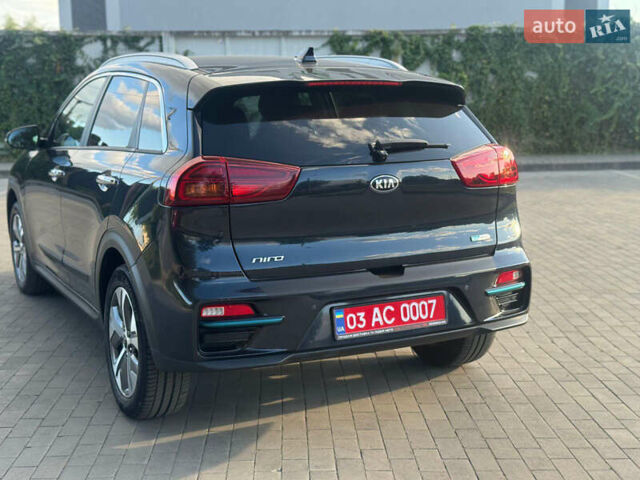 Синий Киа Niro, объемом двигателя 0 л и пробегом 155 тыс. км за 18750 $, фото 5 на Automoto.ua