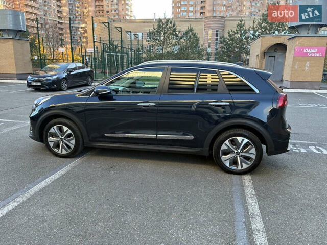 Киа Niro 2020 в Киеве на Automoto.ua Синий Киа Niro, объемом двигателя 0 л и пробегом 131 тыс. км за 17999 $, фото 9 на Automoto.ua