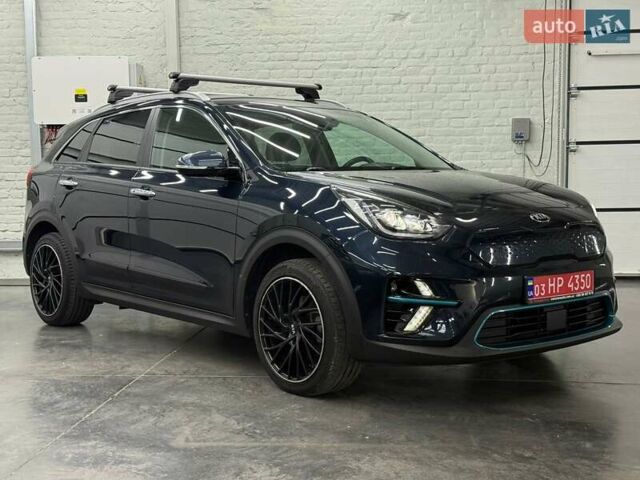 Синій Кіа Niro, об'ємом двигуна 0 л та пробігом 130 тис. км за 19071 $, фото 1 на Automoto.ua