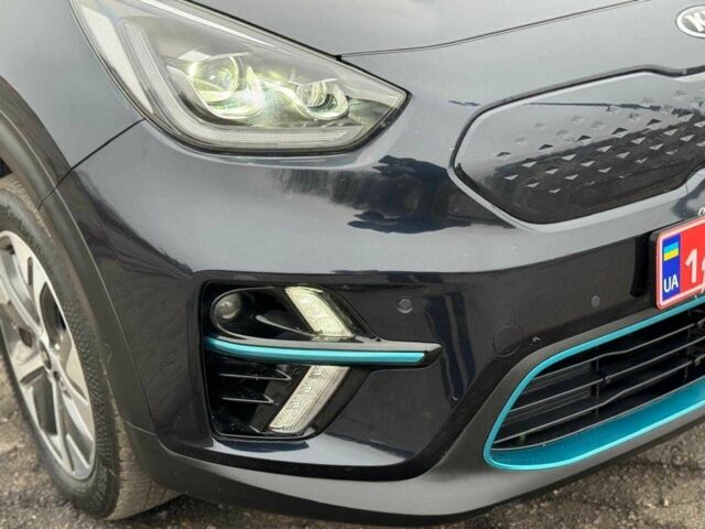Синій Кіа Niro, об'ємом двигуна 0 л та пробігом 155 тис. км за 19900 $, фото 7 на Automoto.ua