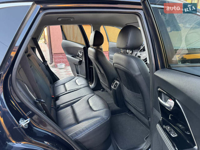 Синій Кіа Niro, об'ємом двигуна 0 л та пробігом 130 тис. км за 18199 $, фото 20 на Automoto.ua