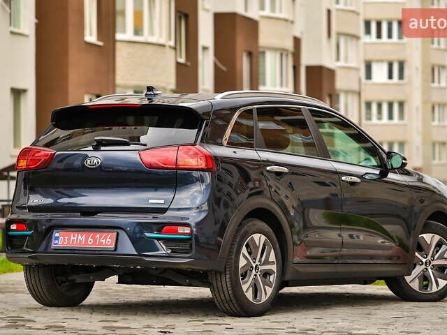 Синий Киа Niro, объемом двигателя 0 л и пробегом 131 тыс. км за 19500 $, фото 5 на Automoto.ua