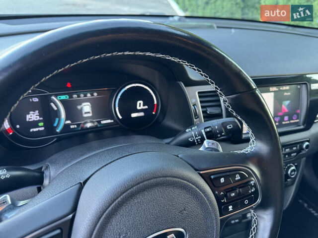 Синий Киа Niro, объемом двигателя 0 л и пробегом 138 тыс. км за 17800 $, фото 51 на Automoto.ua