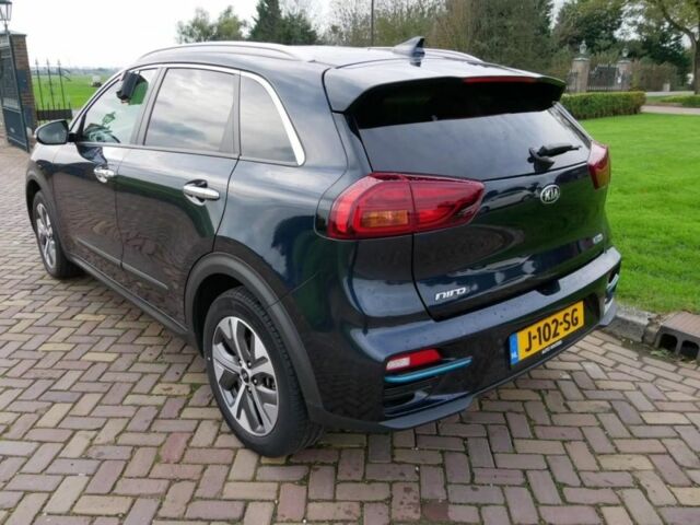 Синий Киа Niro, объемом двигателя 0 л и пробегом 71 тыс. км за 19796 $, фото 1 на Automoto.ua