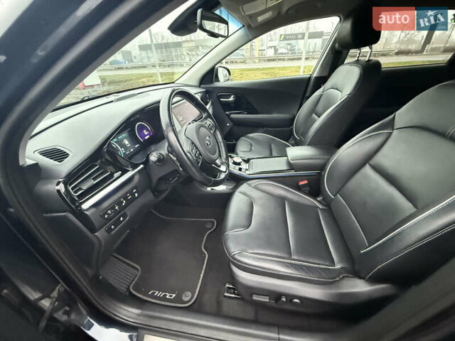 Синій Кіа Niro, об'ємом двигуна 0 л та пробігом 158 тис. км за 18600 $, фото 20 на Automoto.ua