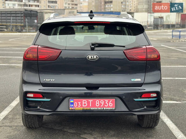Синій Кіа Niro, об'ємом двигуна 0 л та пробігом 133 тис. км за 18900 $, фото 16 на Automoto.ua