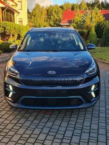 Синий Киа Niro, объемом двигателя 0 л и пробегом 148 тыс. км за 19300 $, фото 4 на Automoto.ua