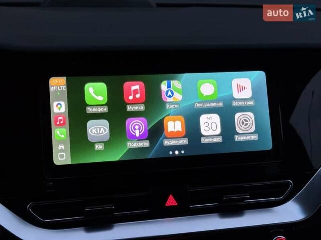 Синий Киа Niro, объемом двигателя 0 л и пробегом 90 тыс. км за 19999 $, фото 53 на Automoto.ua