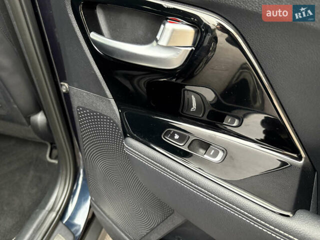 Синий Киа Niro, объемом двигателя 0 л и пробегом 115 тыс. км за 19900 $, фото 23 на Automoto.ua