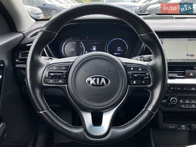 Синий Киа Niro, объемом двигателя 0 л и пробегом 119 тыс. км за 21800 $, фото 43 на Automoto.ua