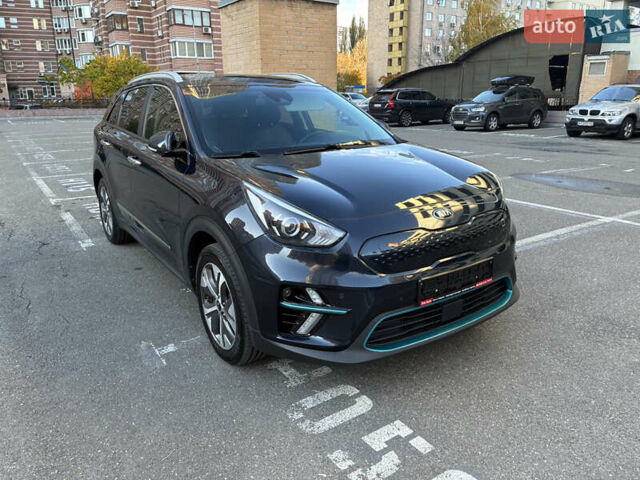 Киа Niro 2020 в Киеве на Automoto.ua Синий Киа Niro, объемом двигателя 0 л и пробегом 131 тыс. км за 17999 $, фото 25 на Automoto.ua