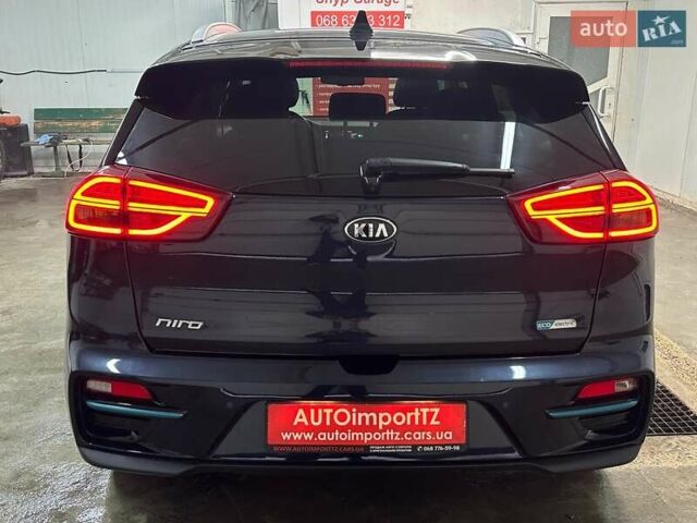 Синій Кіа Niro, об'ємом двигуна 0 л та пробігом 32 тис. км за 23900 $, фото 24 на Automoto.ua