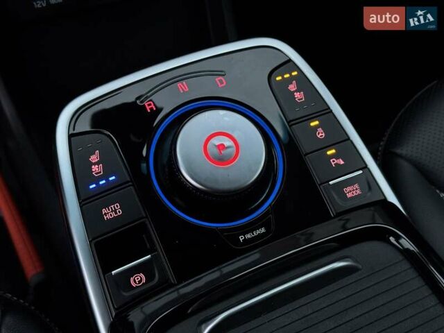 Синий Киа Niro, объемом двигателя 0 л и пробегом 95 тыс. км за 20500 $, фото 49 на Automoto.ua