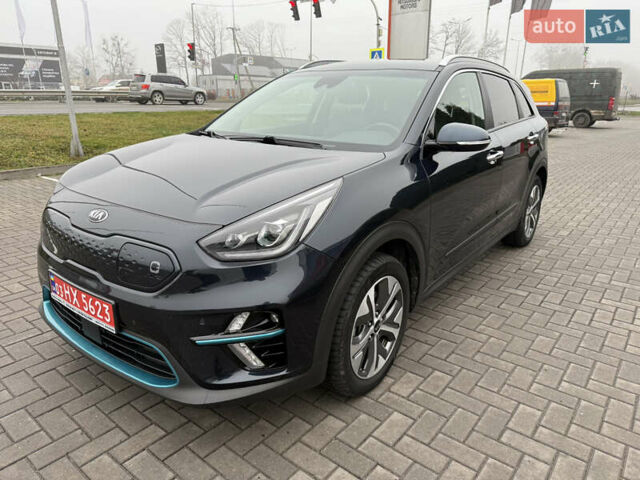 Синій Кіа Niro, об'ємом двигуна 0 л та пробігом 158 тис. км за 18600 $, фото 4 на Automoto.ua