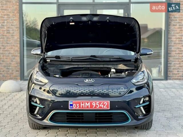 Синий Киа Niro, объемом двигателя 0 л и пробегом 90 тыс. км за 20800 $, фото 31 на Automoto.ua