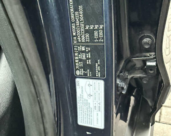 Синій Кіа Niro, об'ємом двигуна 0 л та пробігом 158 тис. км за 18600 $, фото 32 на Automoto.ua